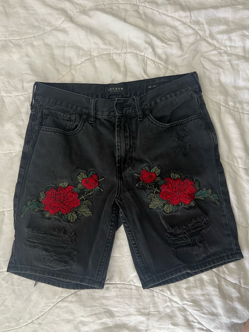 PacSun Men’s Embroidered Floral Distressed Denim Shorts